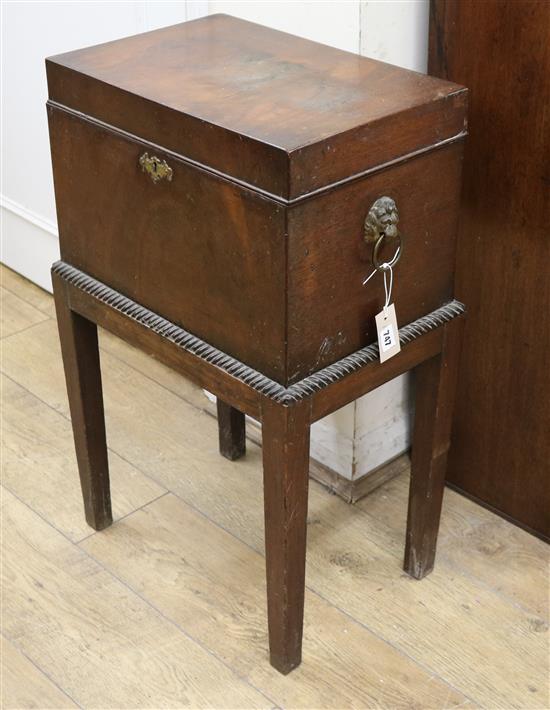 A Regency mahogany cellaret W.48cm